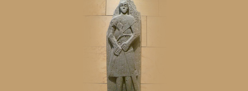 S. XVI grave with the Claymore sword